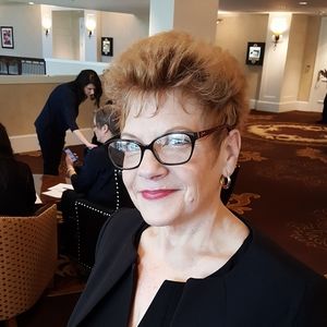 Meet your Posher, Donna